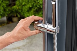 Солнечная душевая стойка SolarFlow , вместимость 35 литров Bestway 58696 - фото 189078 Солнечная душевая стойка SolarFlow , вместимость 35 литров Bestway 58696 - фото 189078