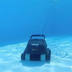 Проводной робот-пылесоc Aquaviva 7310-HT Black Pearl - Пенные валики ; про -ть 14 м3/ч / 7310-HT - фото 200462