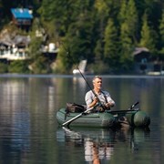 Одноместная надувная рыболовная лодка Intex 68381 Big Catch Pro (165х119х38 см) ручной насос 1.7 л, весла 2 шт